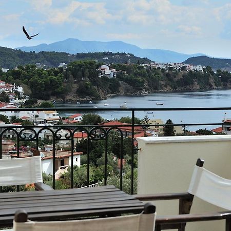 Eye Q Resort Seaview Скиатос Екстериор снимка