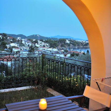 Eye Q Resort Seaview Скиатос Екстериор снимка