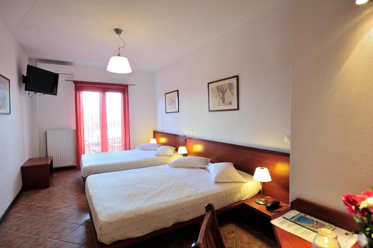 Eye Q Resort Seaview Скиатос Екстериор снимка