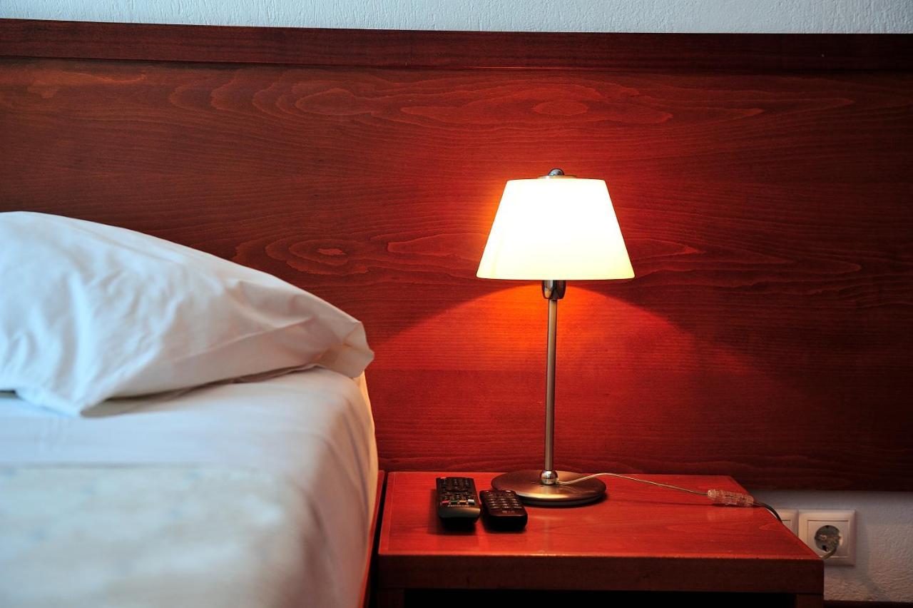 Eye Q Resort Seaview Скиатос Екстериор снимка