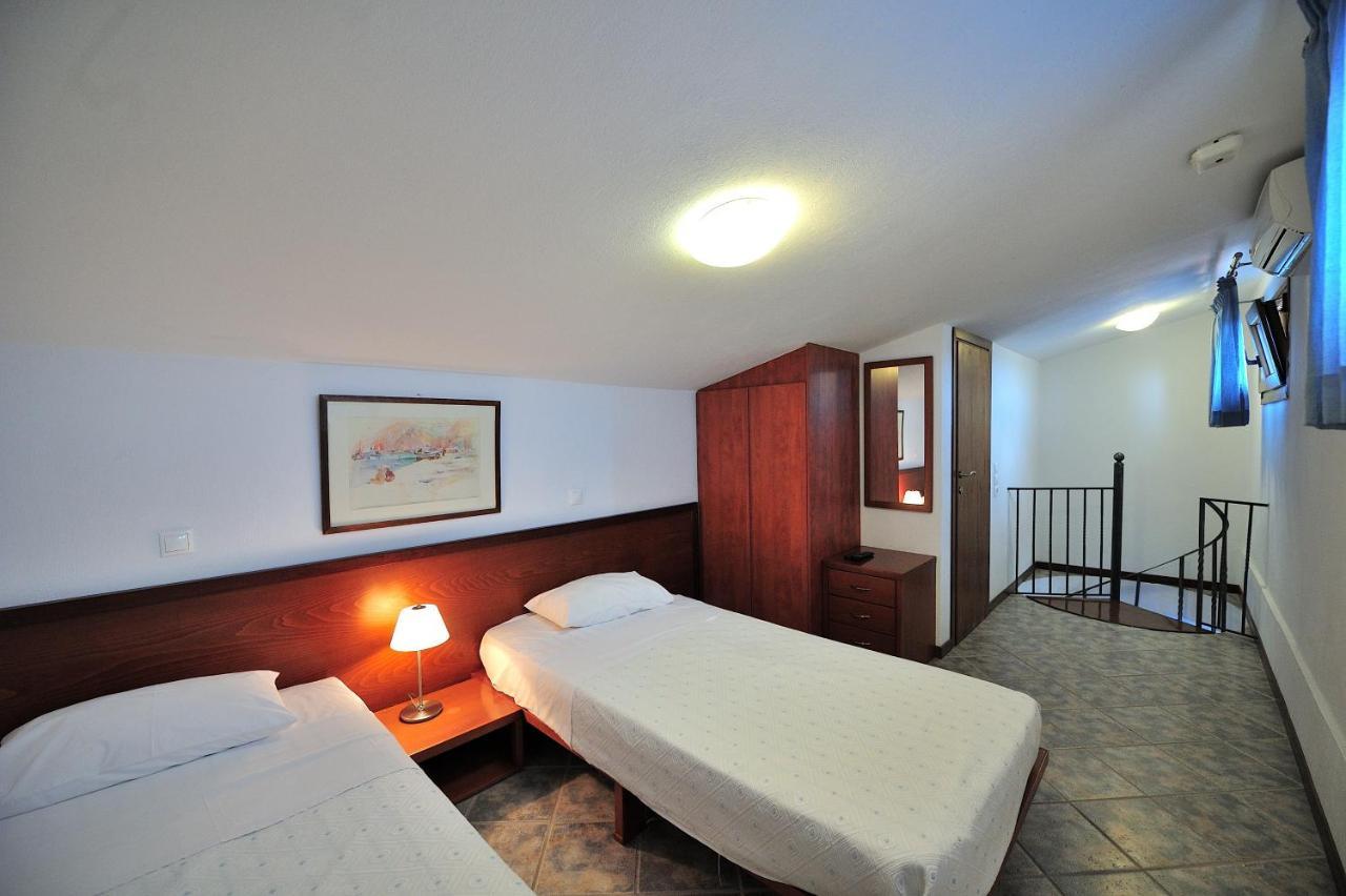 Eye Q Resort Seaview Скиатос Екстериор снимка