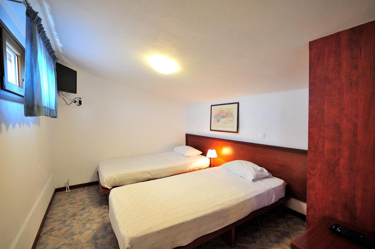 Eye Q Resort Seaview Скиатос Екстериор снимка