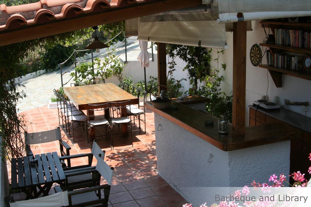 Eye Q Resort Seaview Скиатос Екстериор снимка