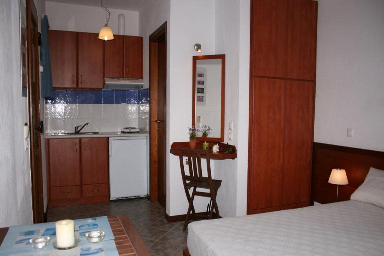 Eye Q Resort Seaview Скиатос Екстериор снимка